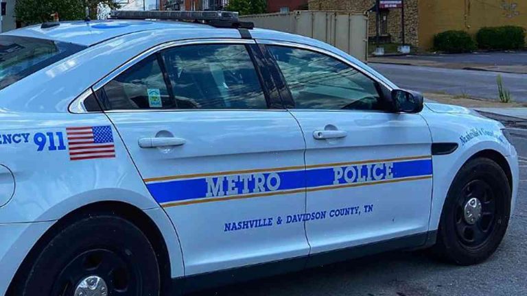 3 killed in Waffle House shooting near Nashville